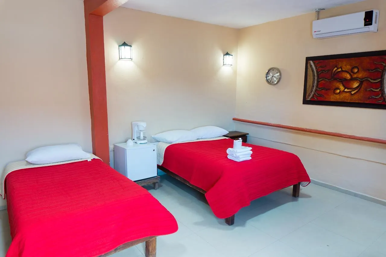Hotel Sueno Maya إيسلا موخيريس 3*,
